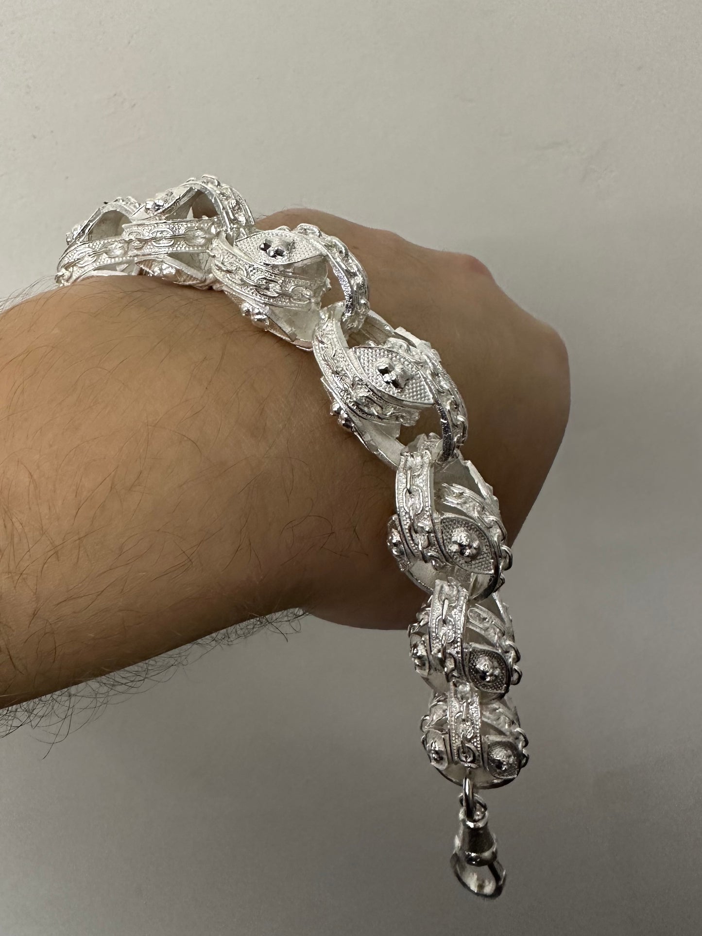 Silver Pitbull Tulip Bracelet - 21mm