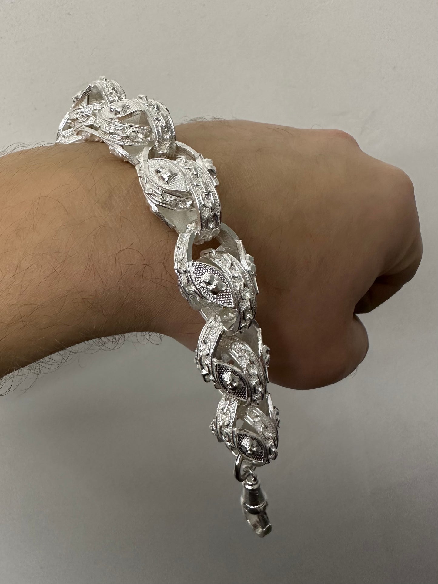 Silver Pitbull Tulip Bracelet - 21mm